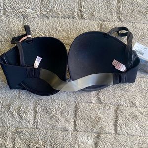 La Vie en Rose black Backless Bra